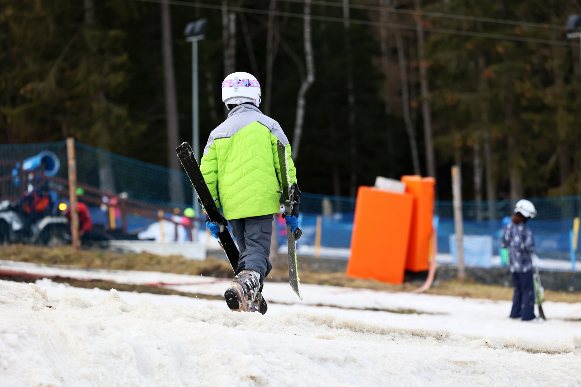 Ciekawa oferta na obozy zimowe dla dzieci i młodzieży